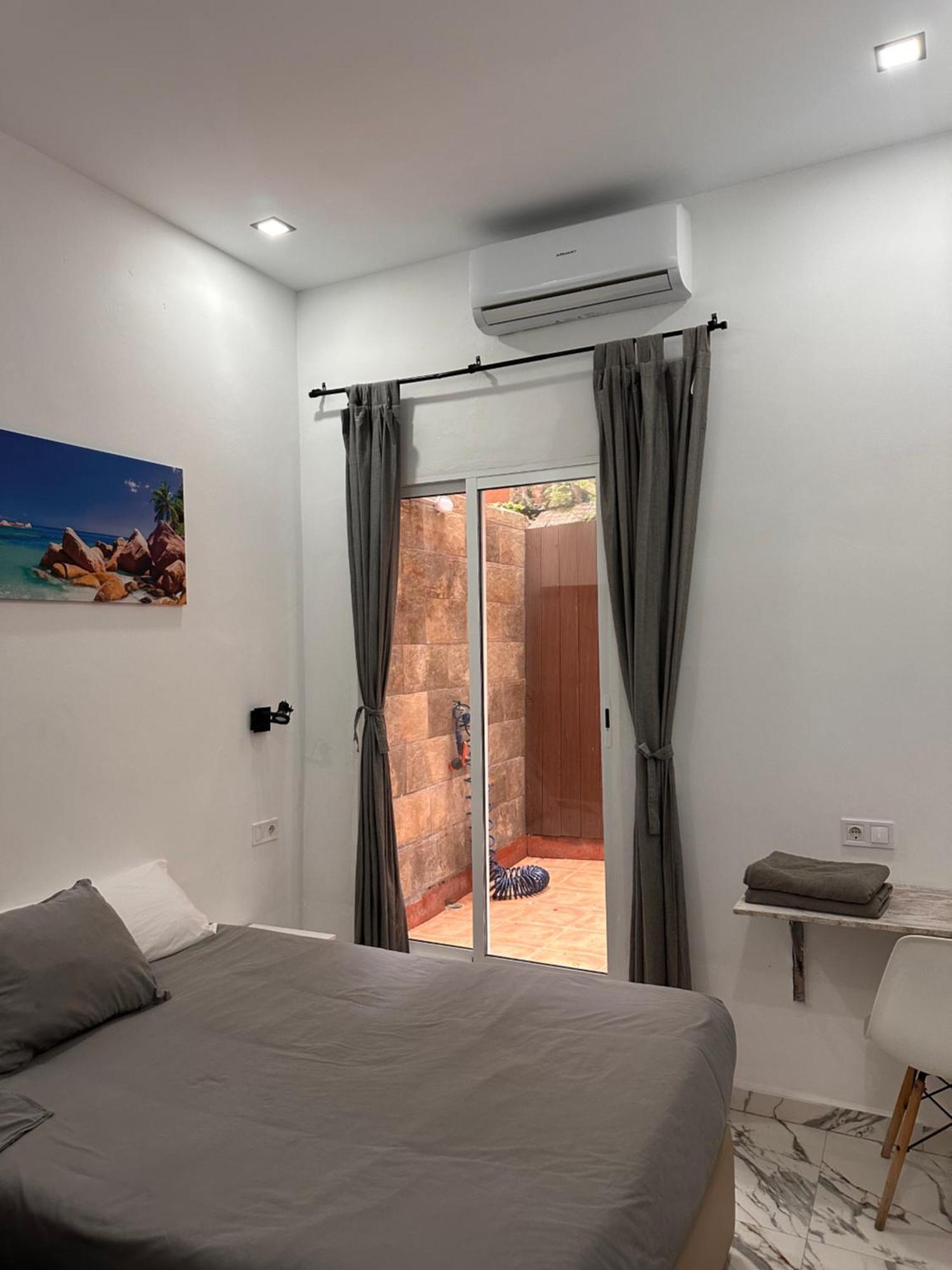Apartamento En Planta Baja Cerca De La Playa En Badalona Exterior foto